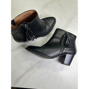 Vionic Women’s Madeline Black Leather Ankle Boots, Side Zips & Tassels, Size 7.5